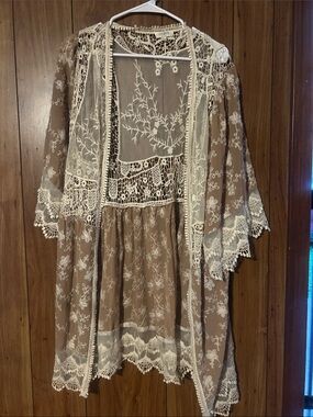 Umgee Cream Embroidered Sheer Lace Kimono